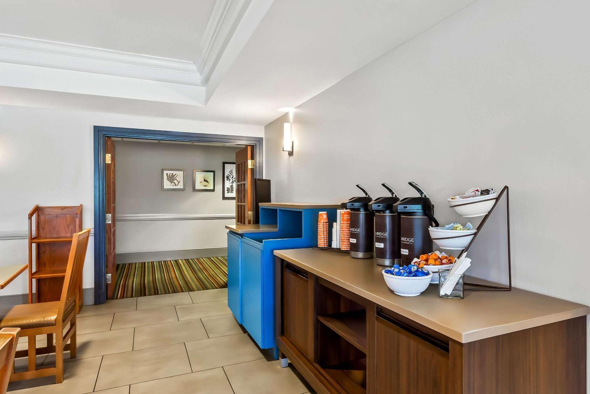 Country Inn & Suites By Radisson, Portage, In Exterior foto