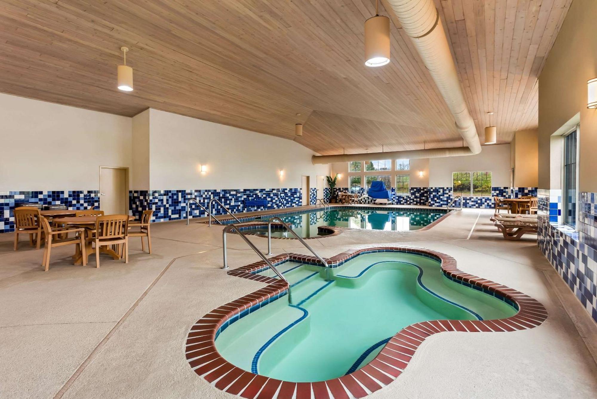 Country Inn & Suites By Radisson, Portage, In Exterior foto
